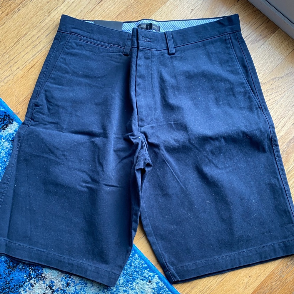 NWT-Men’s Black Shorts by Banana Republic Size 34